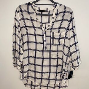 🆕 ZARA Basic button down blouse
